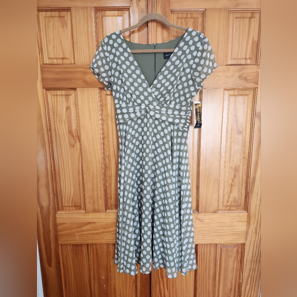 Green + White Short Sleeve Polka Dot Maxi Dress By Connected BNWT Size 8